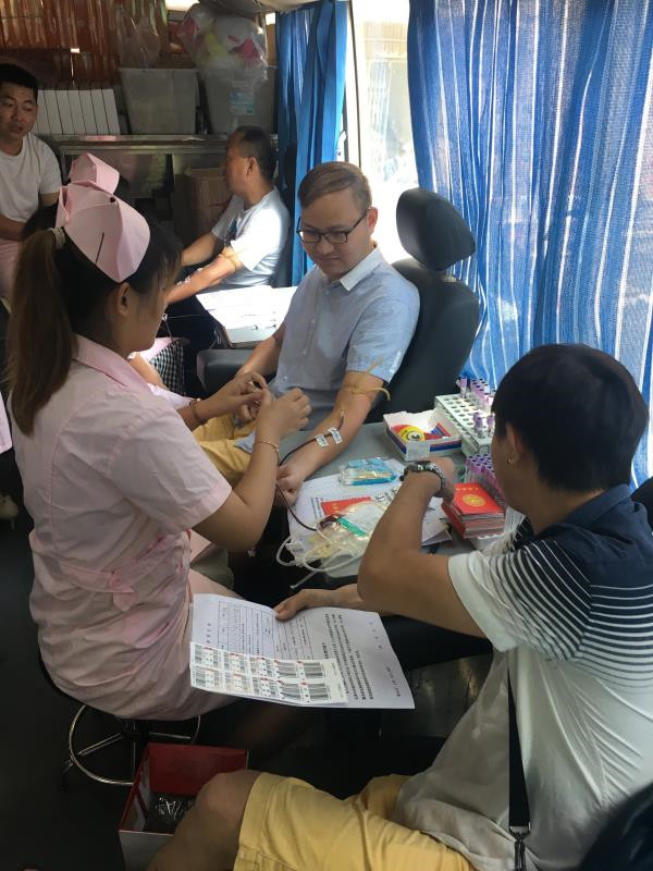 古鎮(zhèn)公司工會組織員工積極響應國資委關于無償獻血的倡議