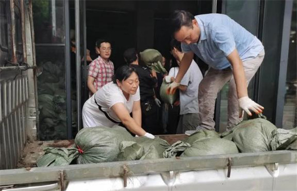 災(zāi)難無情人有情　御窯景巷多方聯(lián)動共擔當