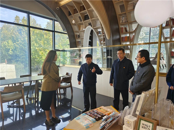 市國資委黨委書記、主任朱平生到市古鎮(zhèn)商旅文公司調(diào)研